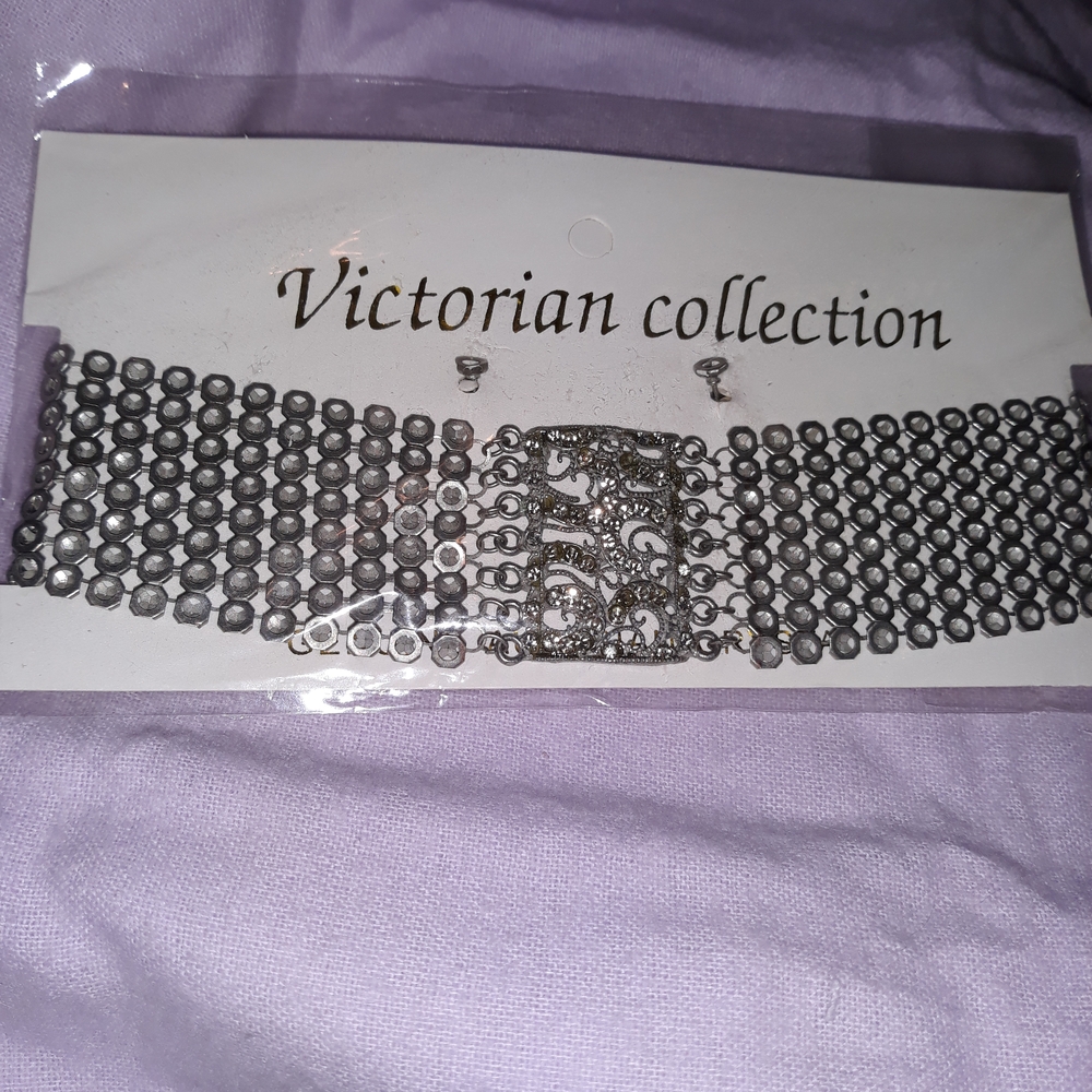 NEW Victorian Collection Silvertone CZ Choker Necklace NWT Vintage Look Jewelry